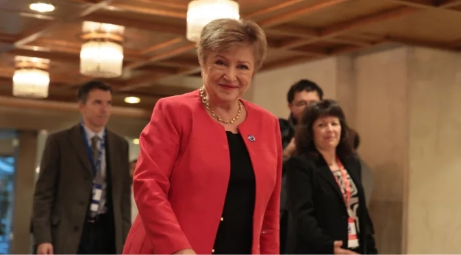 Затягане на мерките към кредитополучателите на прага на еврото: Препоръка на Кристалина Георгиева и МВФ