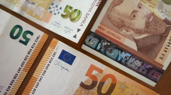 Бюджет 2026 гаси пожара с бензин: Финансисти очакват скоро да се ударим в стената с 200