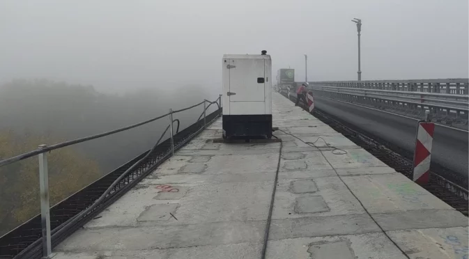 Пуснаха движението за автомобили по Дунав мост