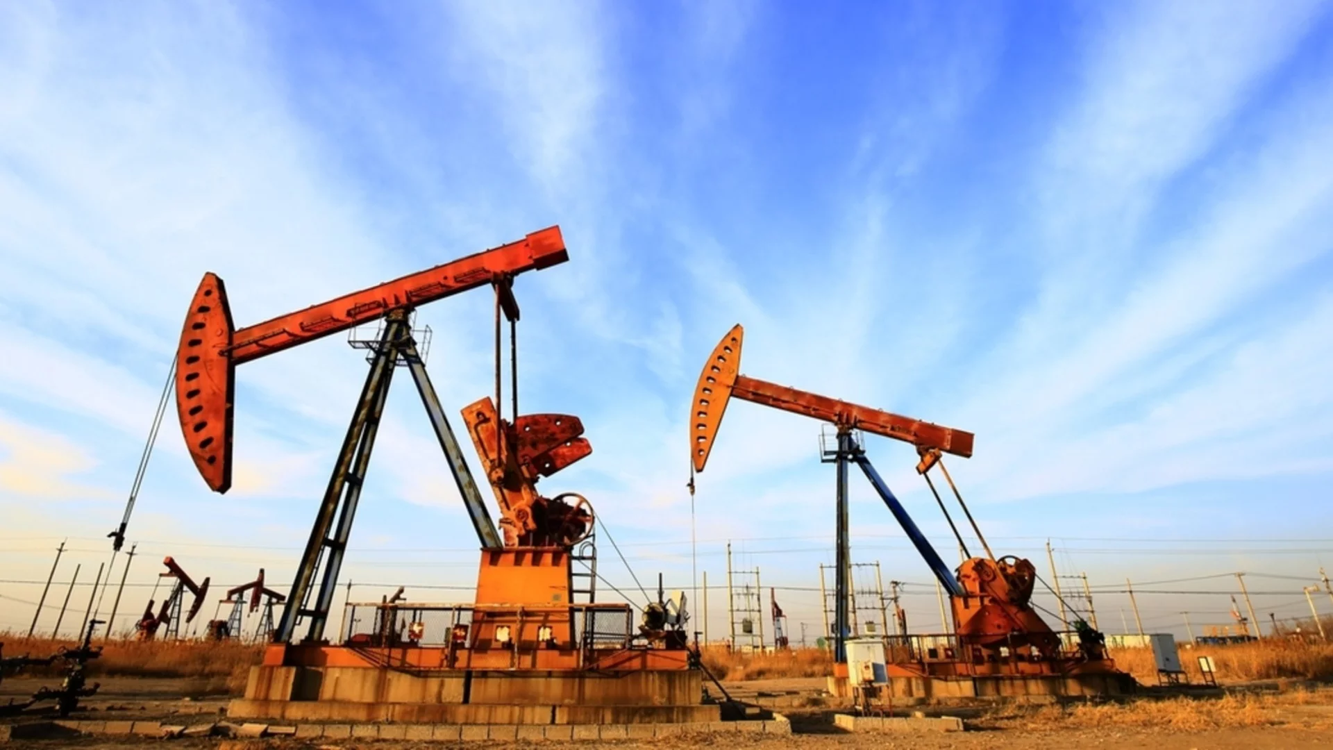 Цената на петрола пое в нова посока, въпреки ОПЕК