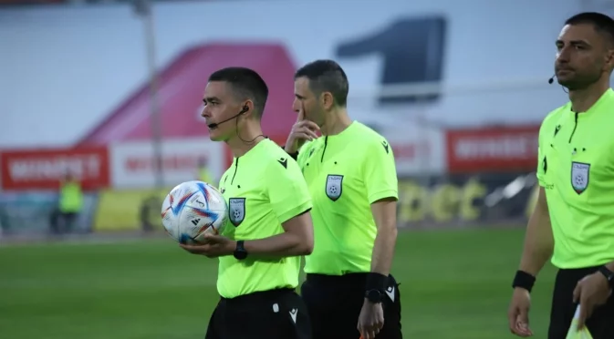 Босът на ЦСКА 1948 скочи на двама съдии след хикса с Ботев Враца: Гнусните корумпета манипулират резултати (ВИДЕО)