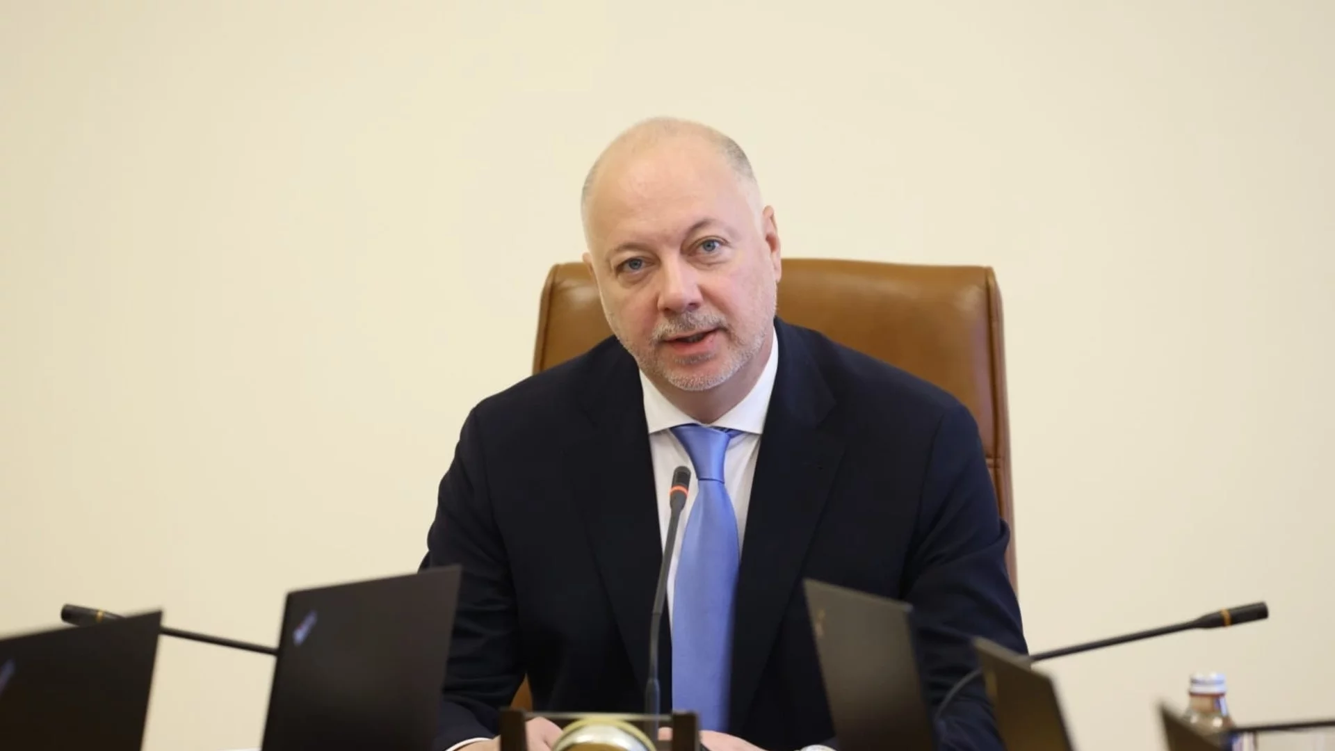 Премиерът: Евроскептиците водеха, но сега сме 7% в полза на доверието към еврото