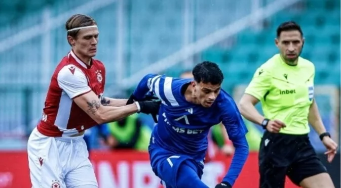 Поверяват сблъсъка Левски - ЦСКА на млад съдия, който никога не е свирил във Вечното дерби