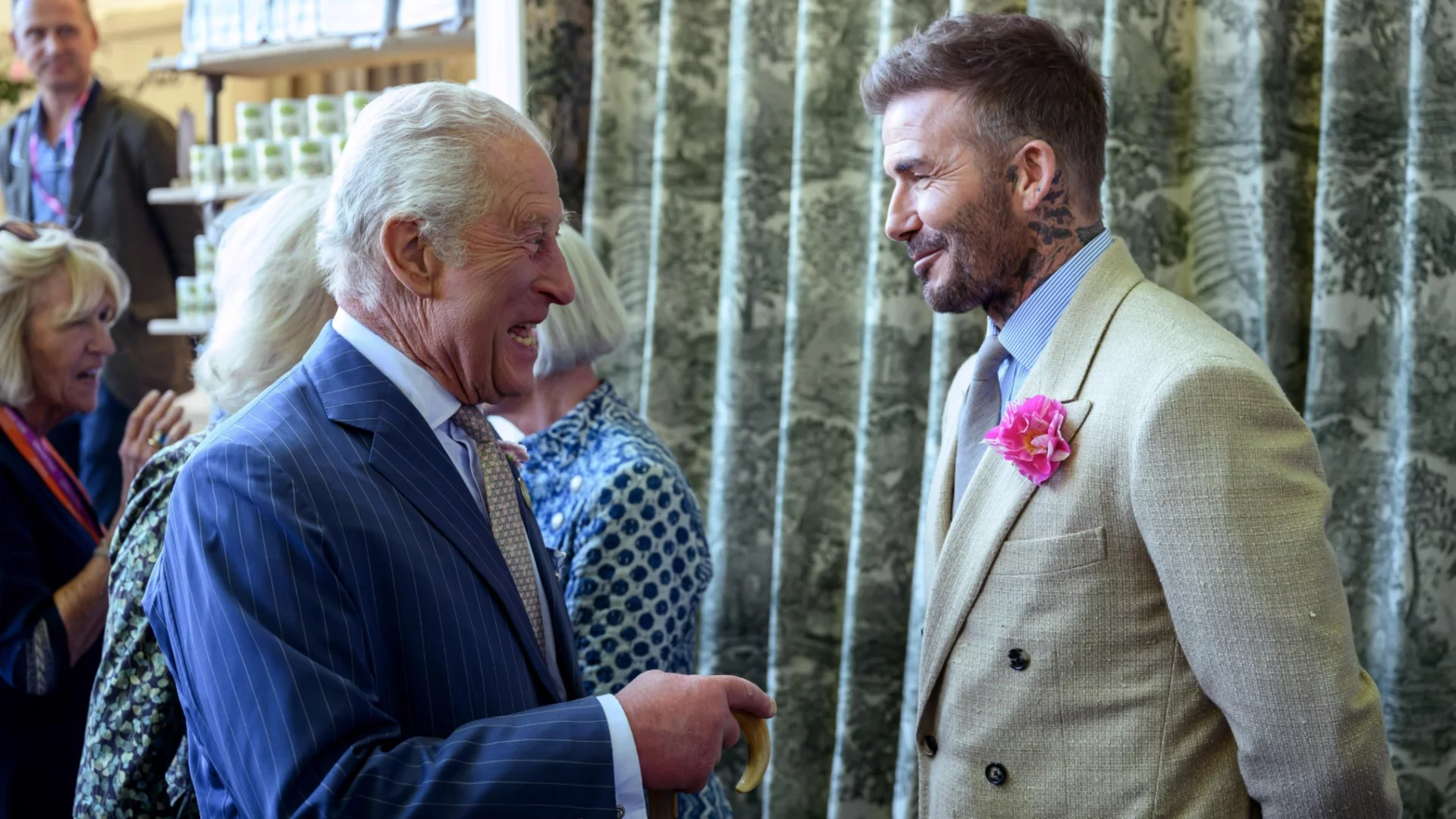 Огромно признание: Дейвид Бекъм ще бъде удостоен с рицарско звание и титлата „Сър“