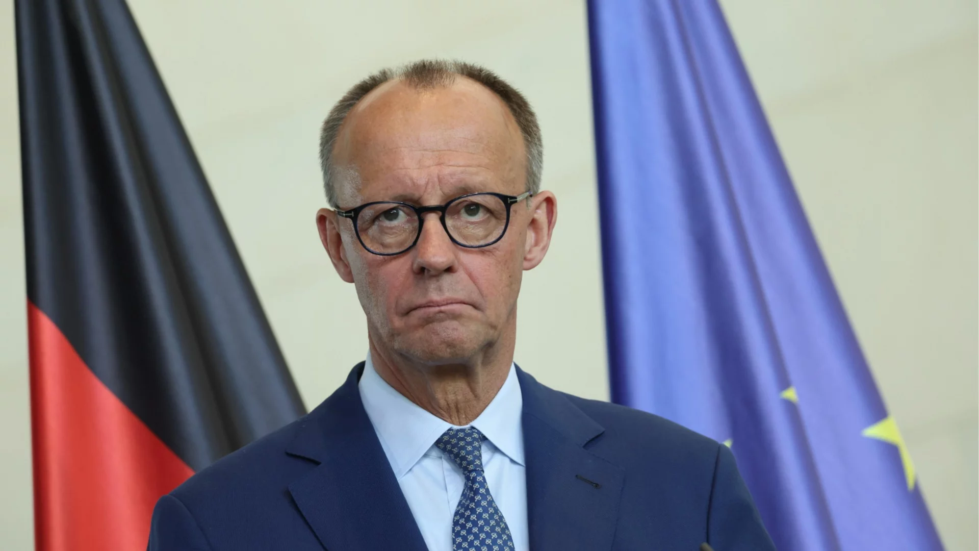 Германия увеличава драстично помощта си за Украйна, сумата е огромна