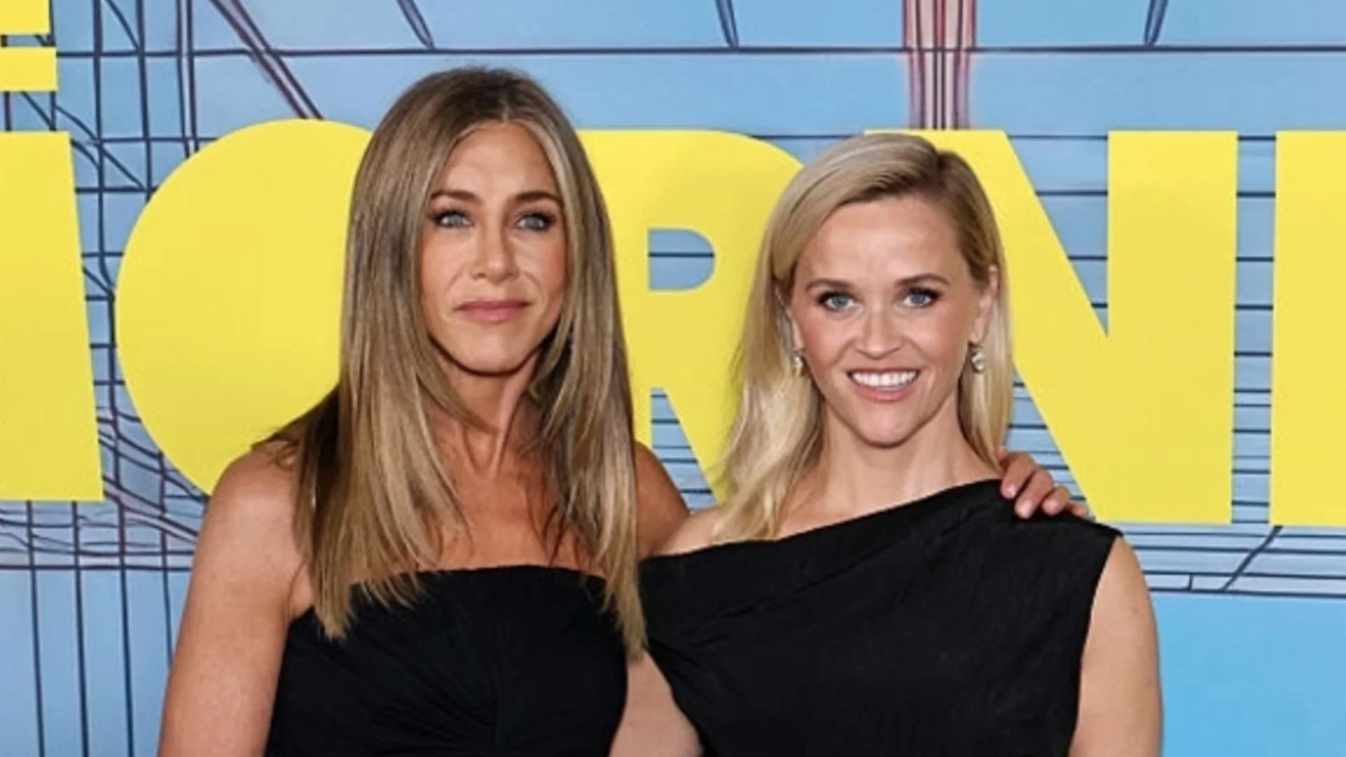 Рийз Уидърспун сподели как Дженифър Анистън се отнася към бившите си