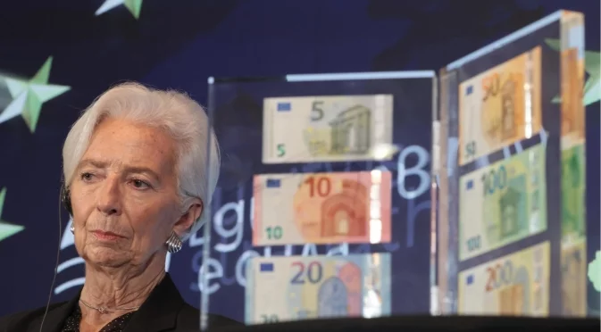 "Политико" с критики: ЕС казва на скептичните българи, че еврото е техният ангел-пазител в опасен свят