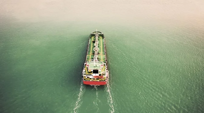 Украинско бум: Стоп на износа на петрол през ключово руско пристанище в Черно море (ВИДЕО)