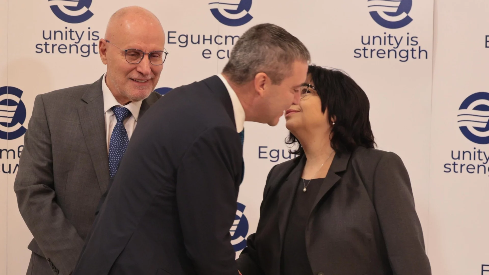 С протести по имейла: Накривихме им бюджета