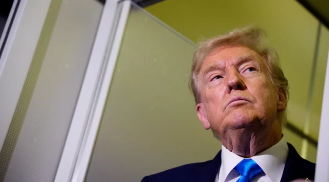 Тръмп говори с Швейцария за митата