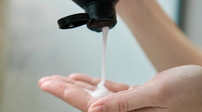 Сложете това в шампоана, косата ви ще остане чиста цяла седмица и ще расте по-бързо