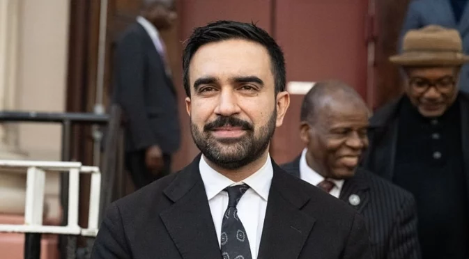 Мюсюлманин, социалист, критик на Израел: Кой е новият кмет на Ню Йорк (ВИДЕО)