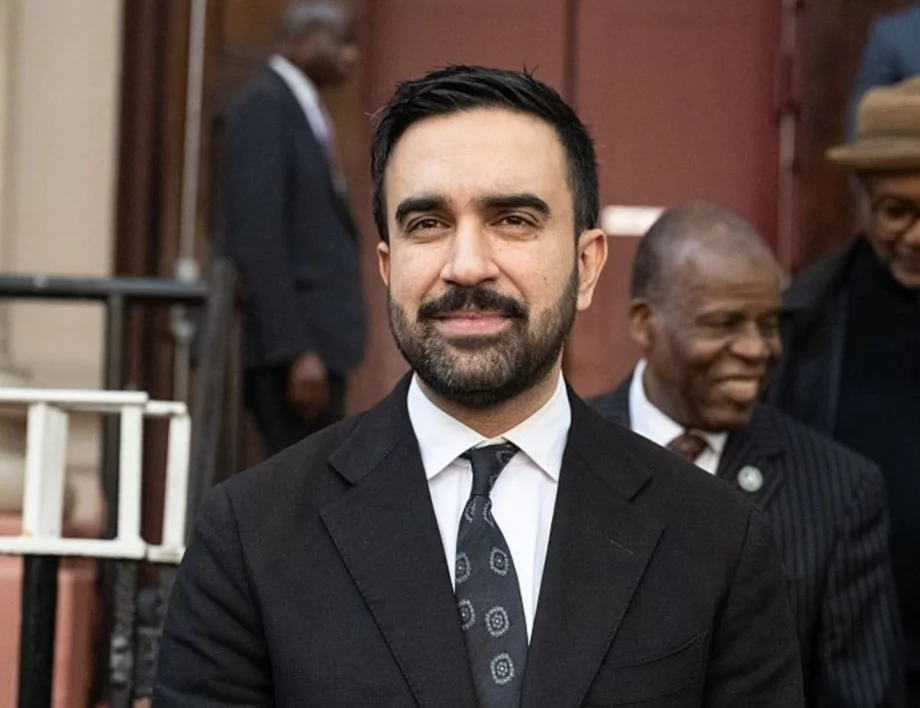 Мюсюлманин, социалист, критик на Израел: Кой е новият кмет на Ню Йорк (ВИДЕО)