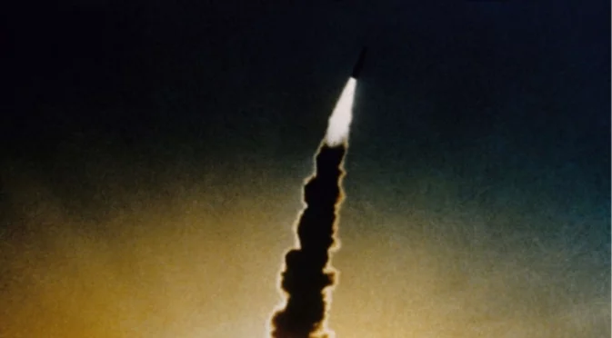 След руския тест на "Буревестник": САЩ отвърнаха - изстреляха ракета, способна да носи ядрена глава (СНИМКИ)