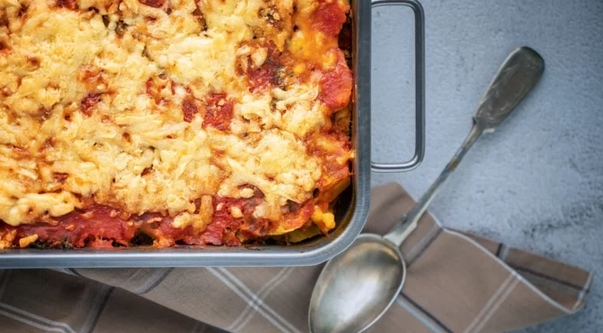 Есенна рецепта - ето как се приготвя запеканка от тиквички и моркови