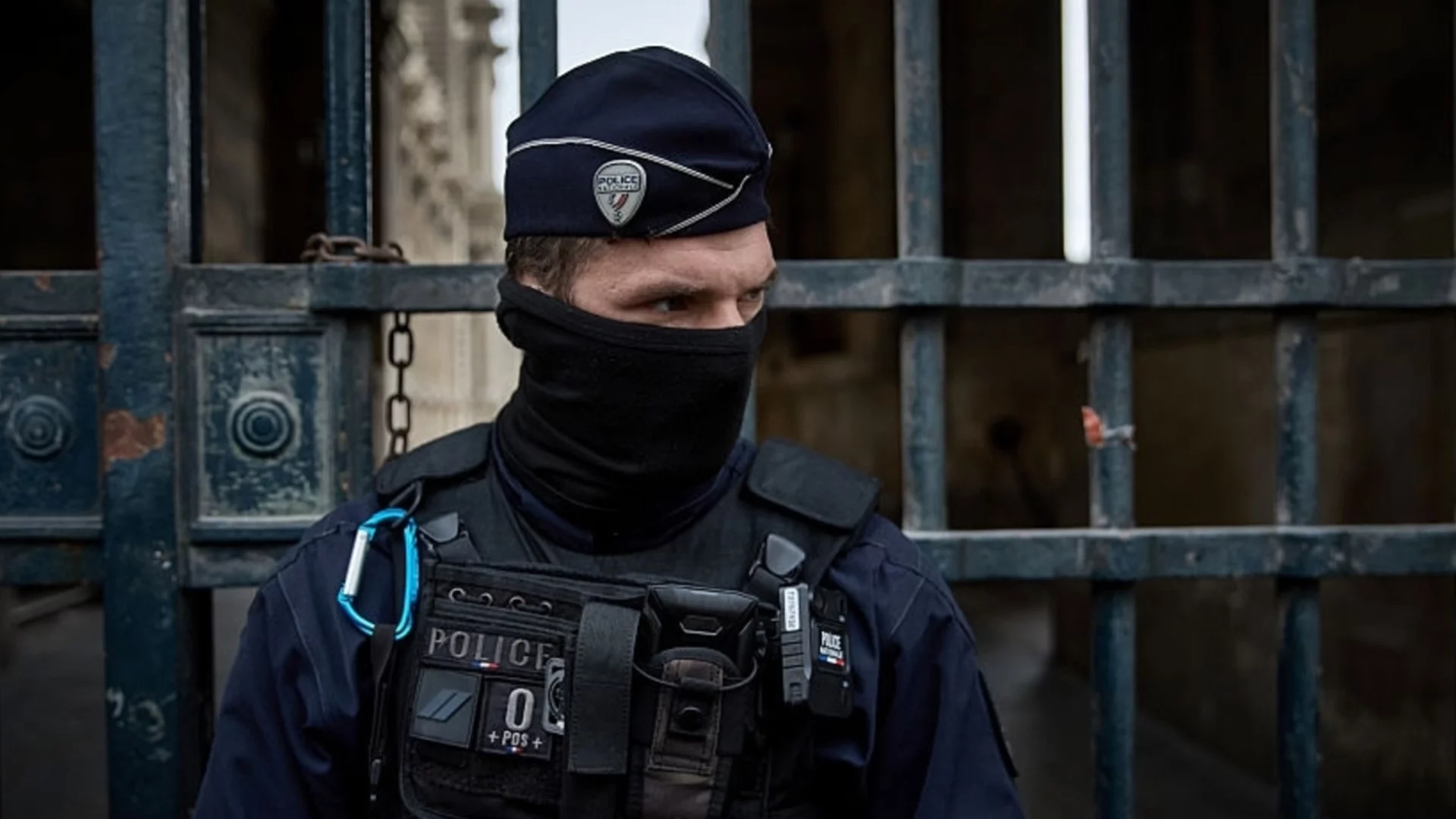 Тероризъм във Франция? Кола се вряза в пешеходци, има пострадали (ВИДЕО)