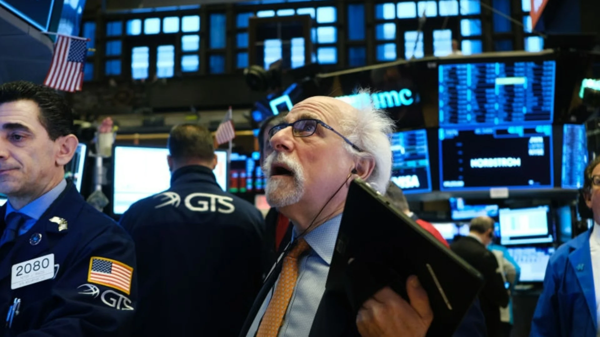 Срив на Уолстрийт след предупреждение от големи банки