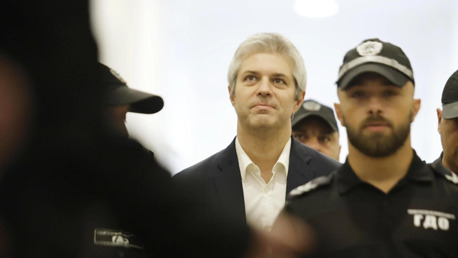 Със съдебни решения за Ценко Чоков: Искат ново сваляне на Благомир Коцев от кметския пост