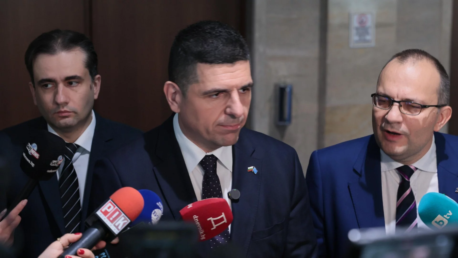 "Слаб ляв 2": "Да, България" оцениха Теменужка Петкова