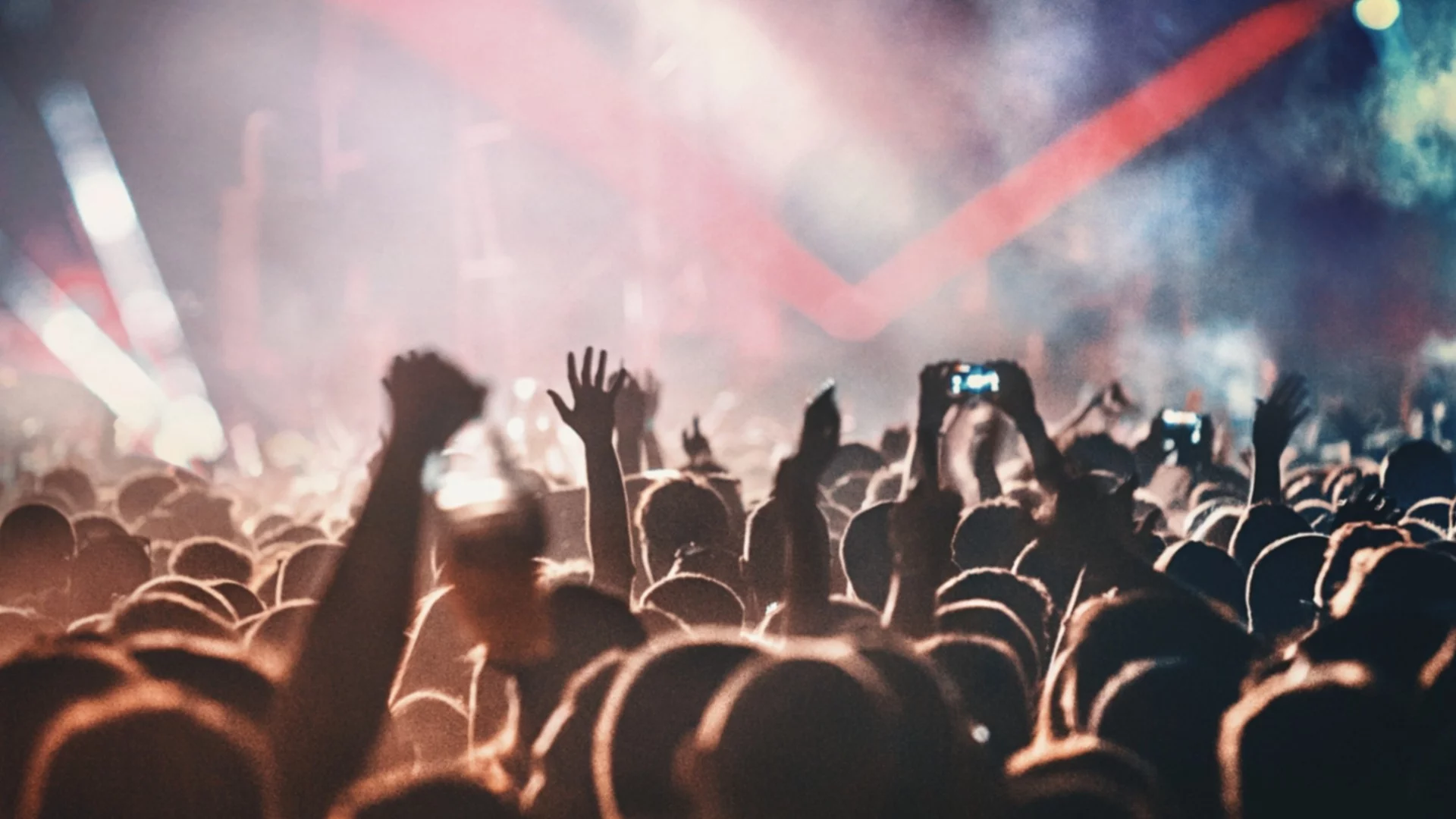 Експлозия в нощен клуб в нашата съседка