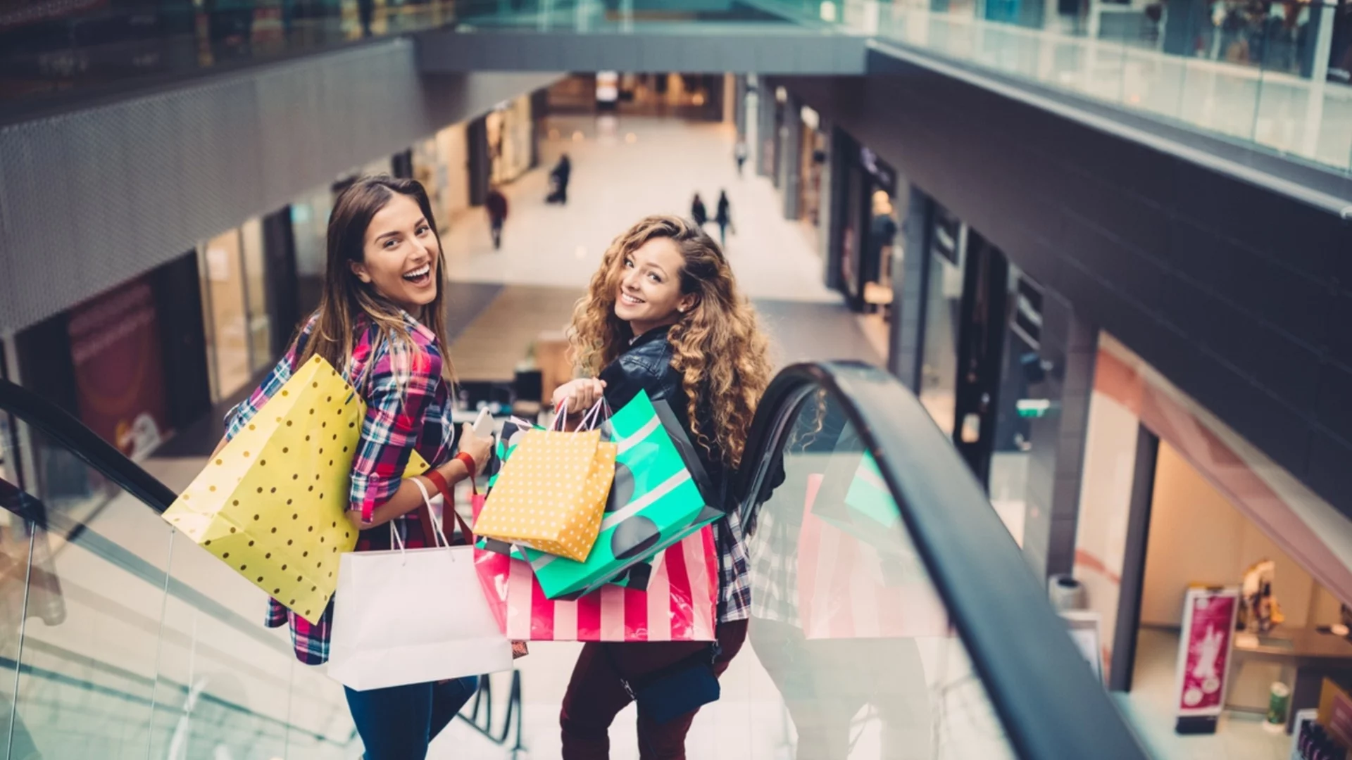 Хороскоп за утре, 9 ноември: Лъвовете ще харчат с размах, а Девите ще ядат „голям пердах“