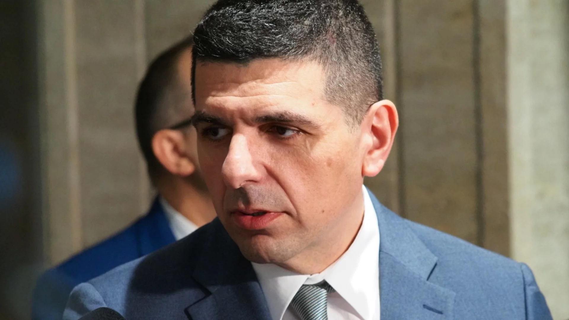 "Не е добре, когато някой лъже": Мирчев говори за шамар от британското посолство