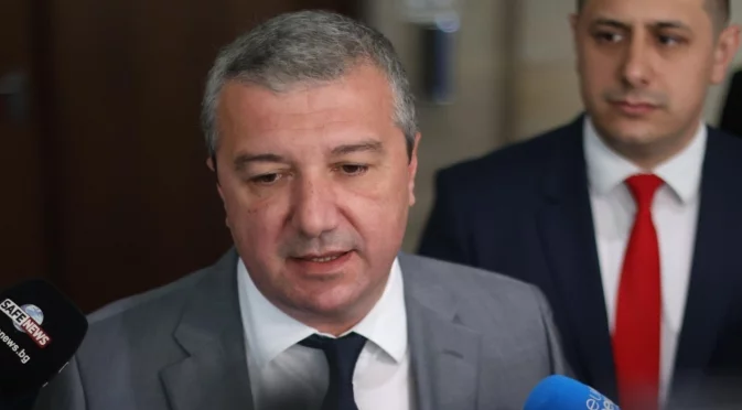 Стойнев: Този, който получава повече, трябва да плаща повече – така е в целия развит свят