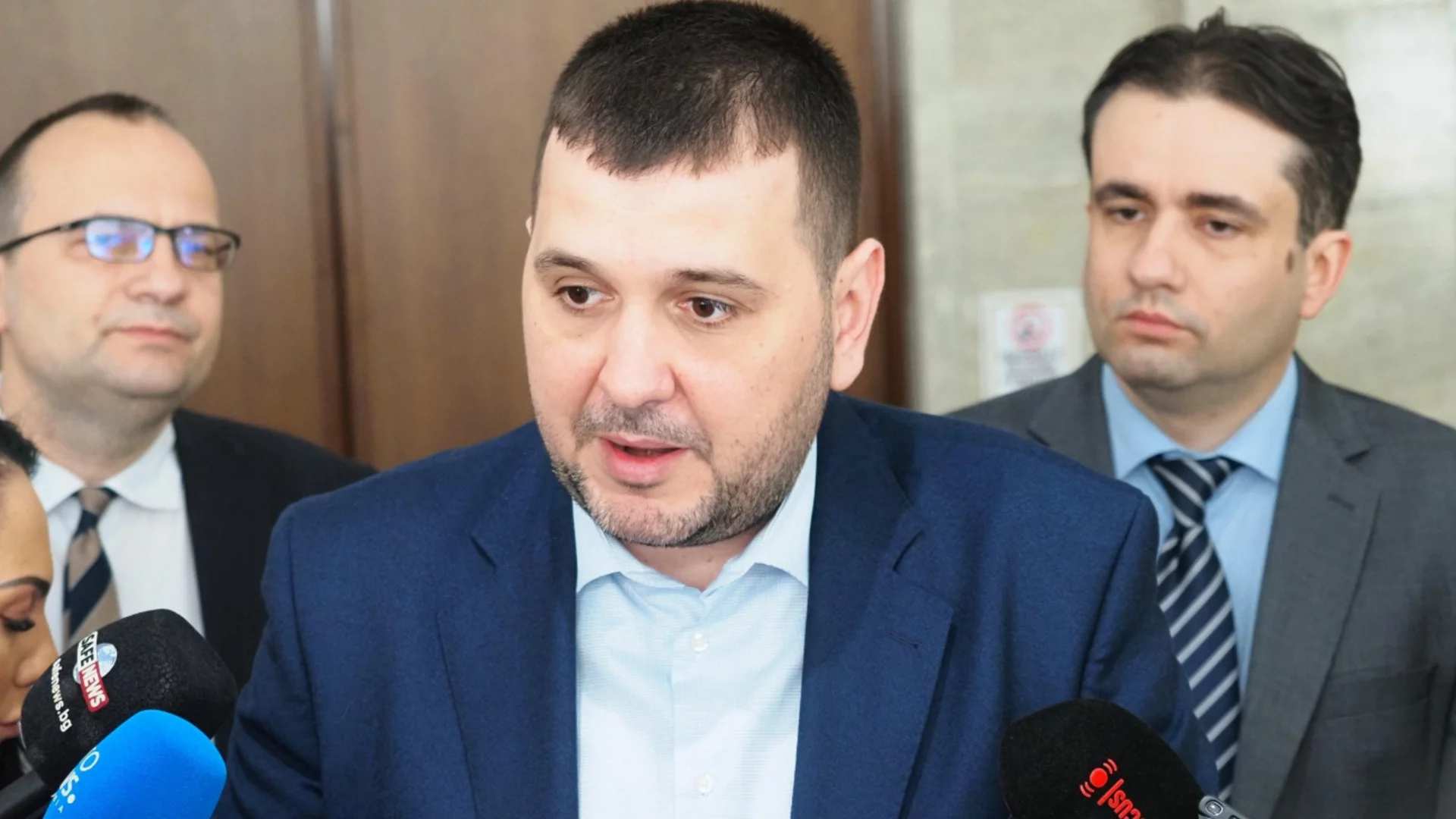 ДСБ заговориха за оставка на Силви Кирилов заради детската болница (ВИДЕО)