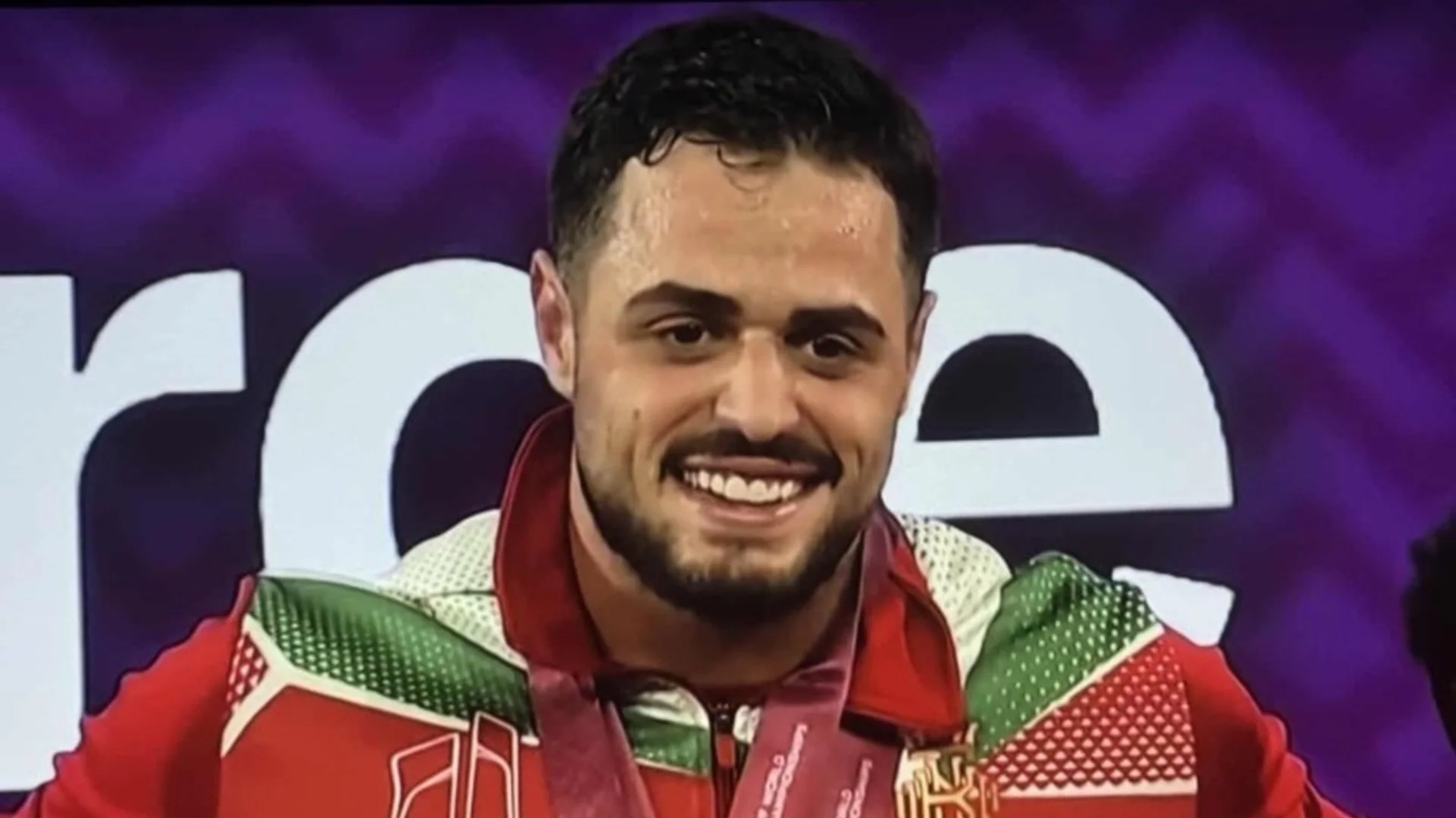 Засегнат е и Карлос Насар: голяма промяна в щангите преди Олимпиадата в Лос Анджелис