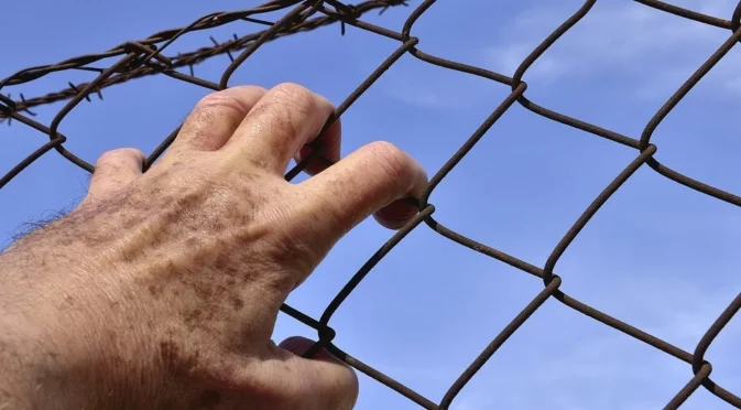 40 часа в ада: Арестуваха българин по погрешка в Лондон