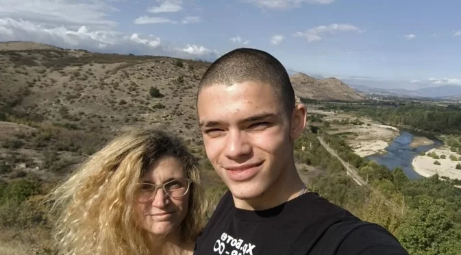 Да подкрепим Боян в борбата му с болестта