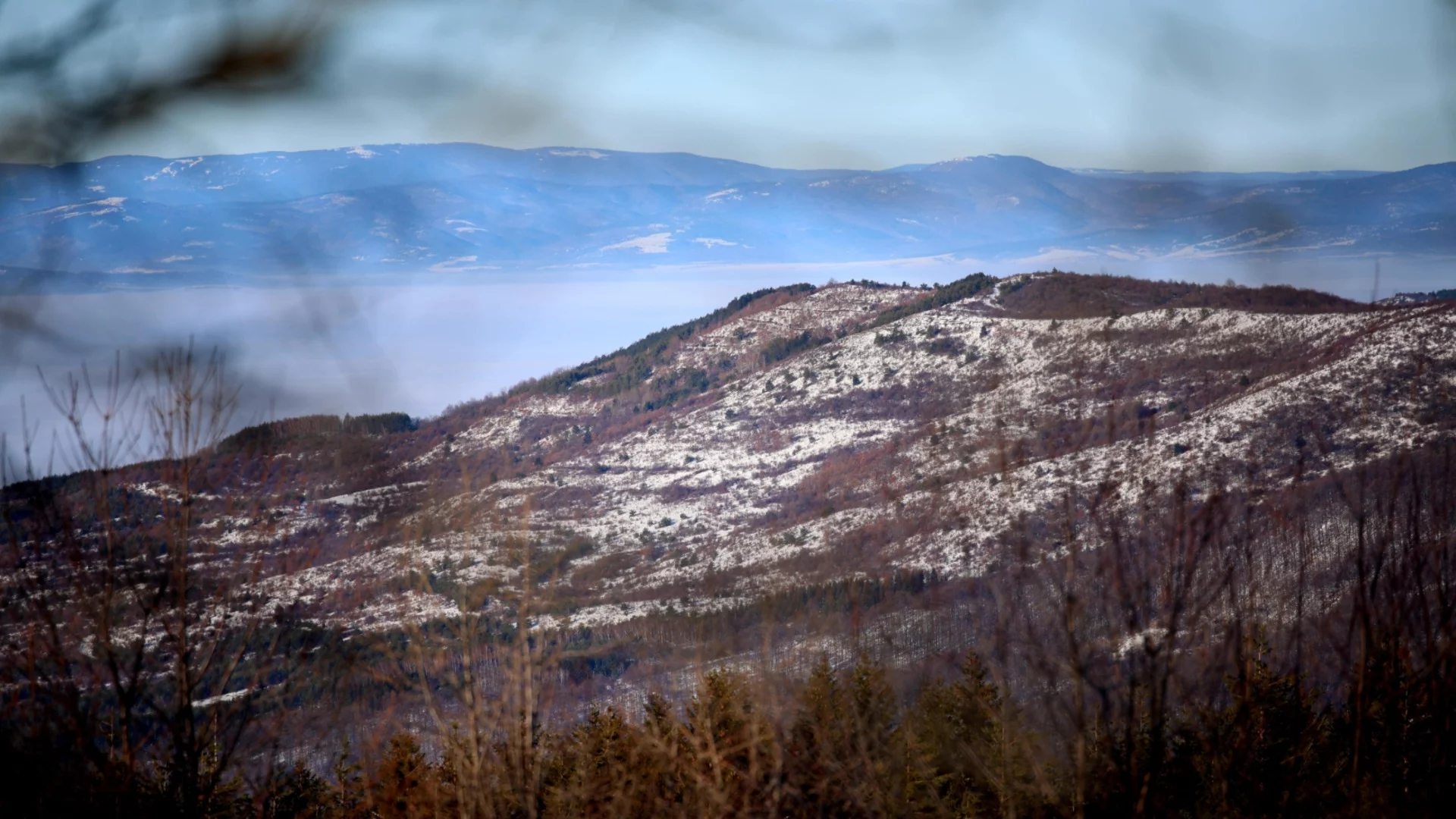 Изгубили се в планината: Спасиха двама израелски туристи
