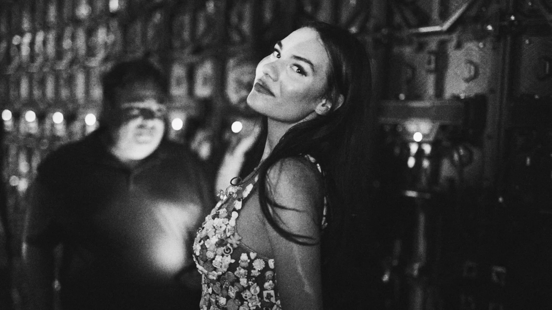 Българският глас, който разтопи Италия: EL MA с новата си песен "JULIE" (ВИДЕО)