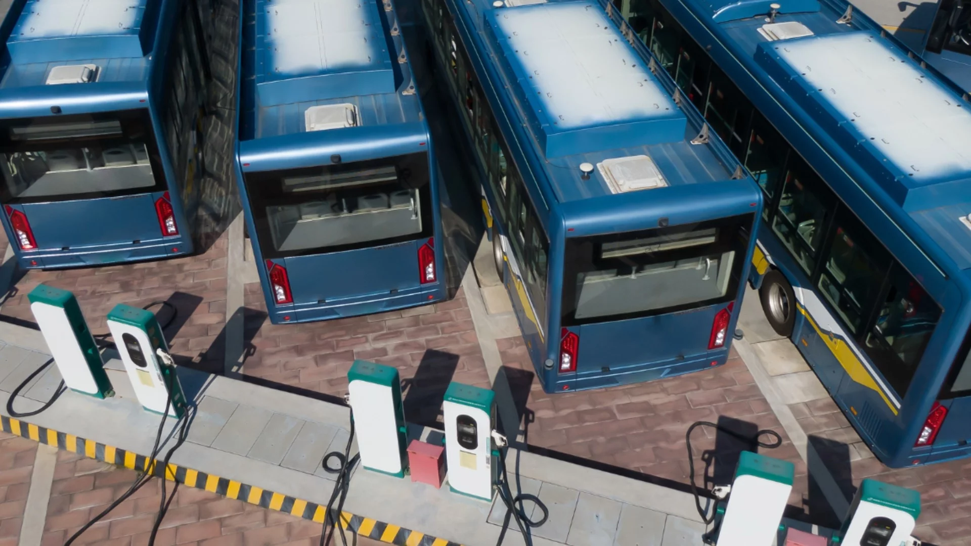 Китай може да спира дистанционно автобуси в Норвегия, показват тестове