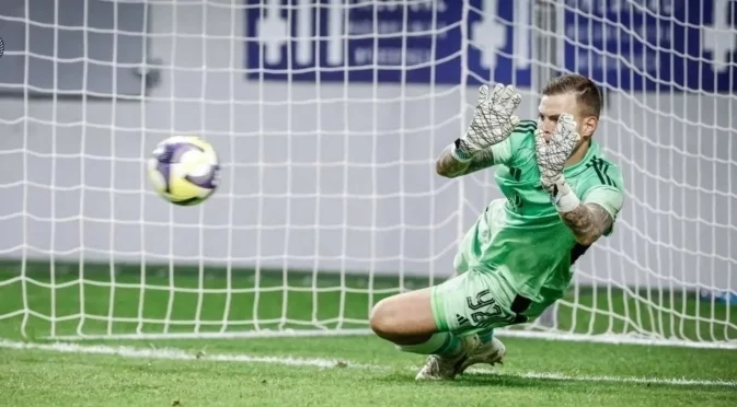 „Трябва да бъдеш много глупав човек, за да загърбиш националния герб заради някакво име“: Поредна остра атака по Светослав Вуцов