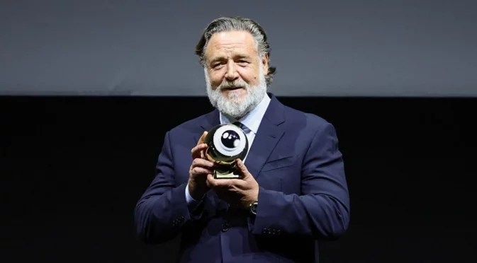 Минус 30 килограма за година: Ръсел Кроу разкри тайната си