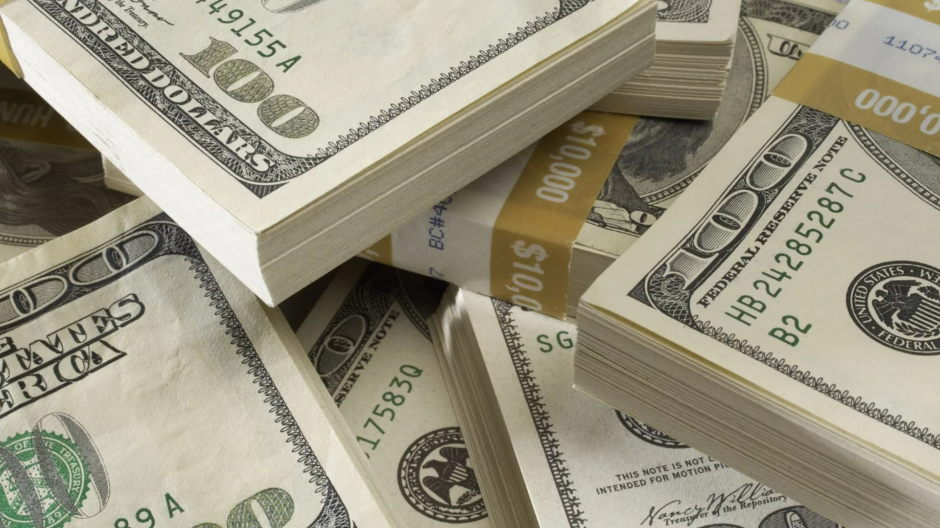 Украйна се нуждае спешно от около 60 млрд. долара