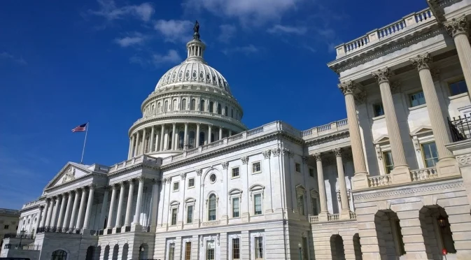 След 40 дни парализа: Сенатът се споразумя за финансирането на правителството на САЩ