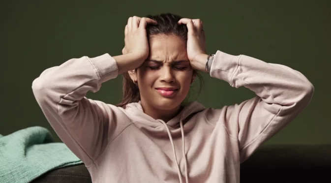 Страдате от мигрена? Причината може да се крие в начина, по който дъвчете