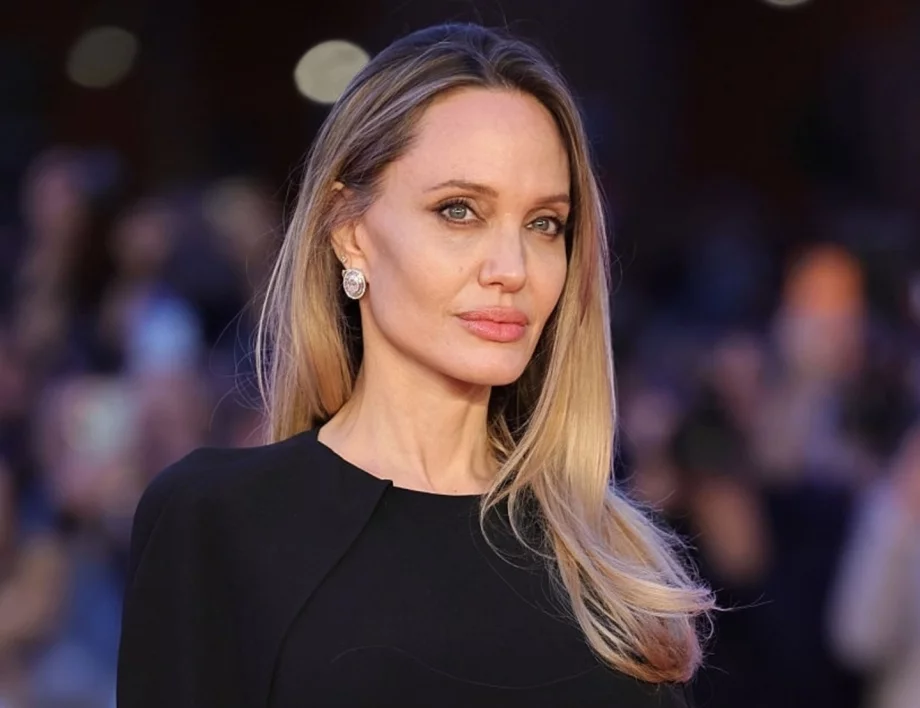 Джоли за "човешкото сафари" в Украйна: Беше трудно да видя това (ВИДЕО)