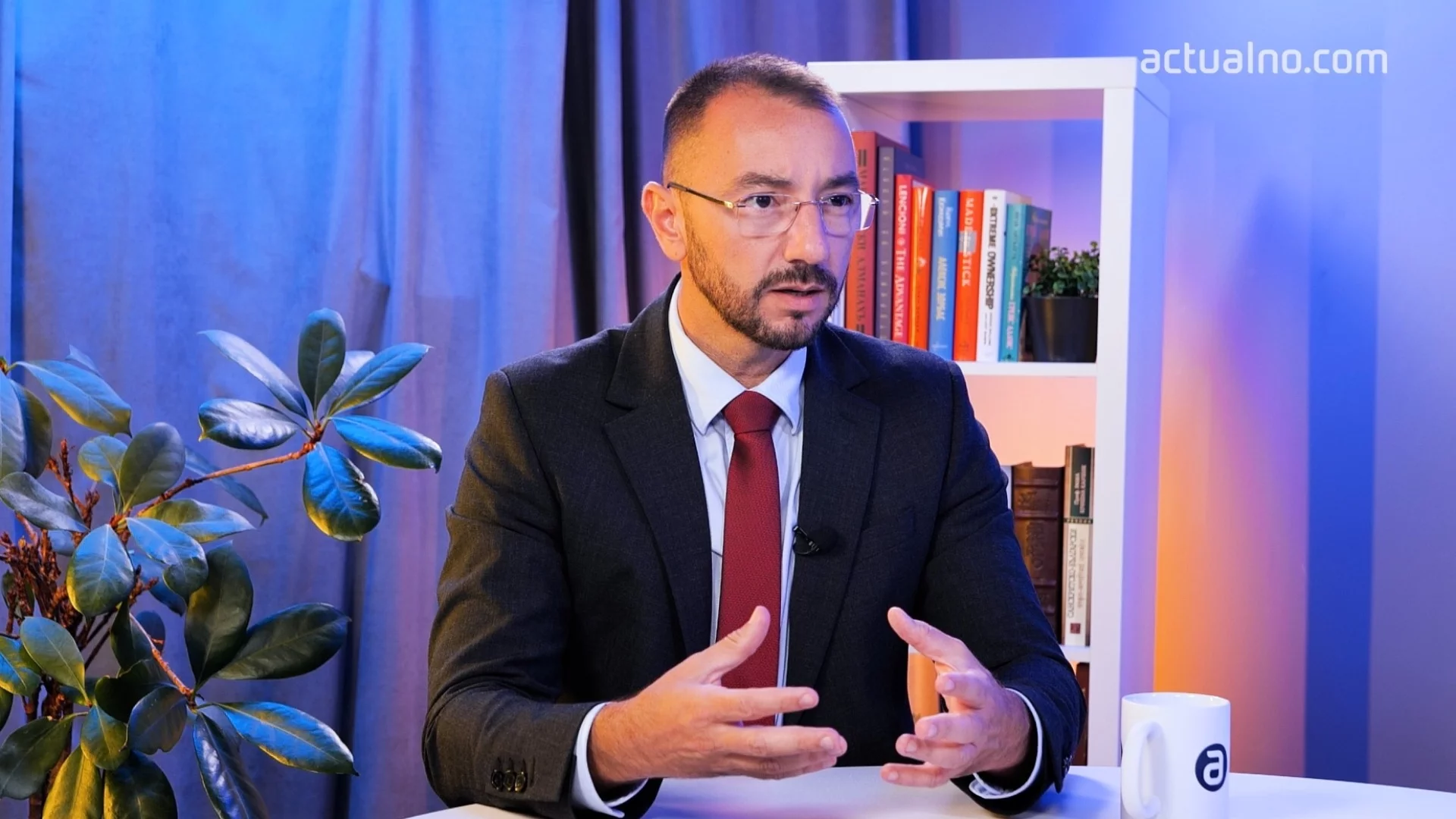 “Формула” 1, криза с боклука и снега, SMS уволнение: Антон Хекимян обяснява какво прави Васил Терзиев (ВИДЕО)