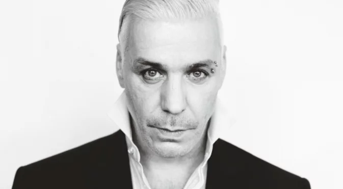 "100 стихотворения" на Тил Линдеман: Поезията на фронтмена на Rammstein за първи път на български език