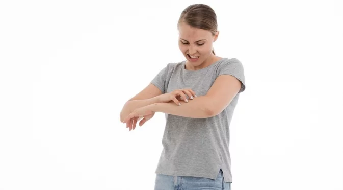 В сряда: Рак, Водолей + още 2 зодии ще ги сърби лявата ръка — на пари е!