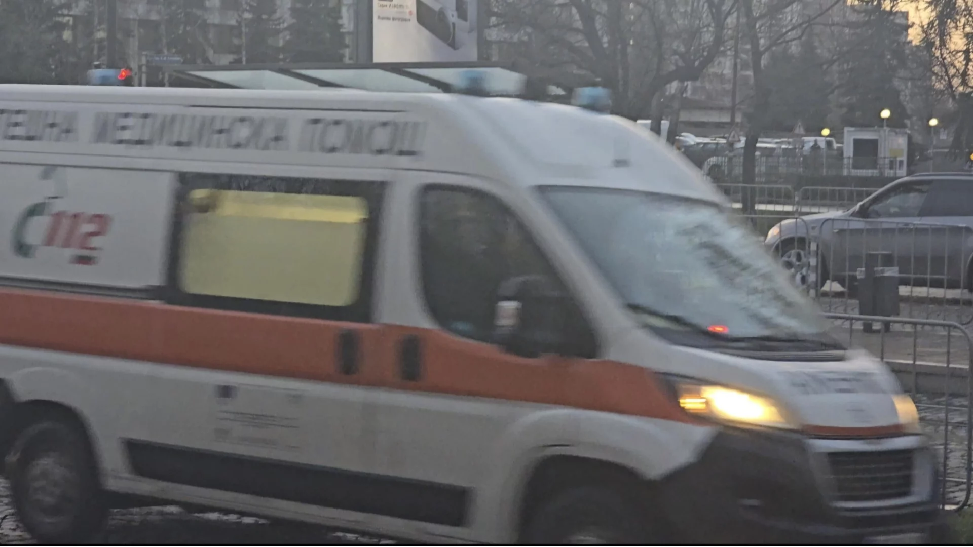 След побой на улицата: Мъж е настанен в болница