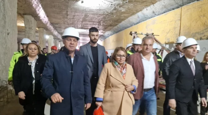 Гроздан Караджов и кметът на Пловдив инспектираха пробива под Централна гара