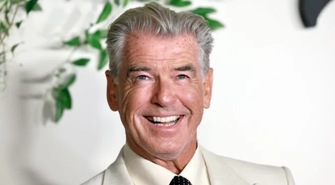 Пиърс Броснан се срещна със сина си след 20 години пауза (СНИМКИ)