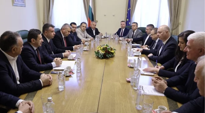 Планират изграждането на четирилентов път от Асеновград до Смолян