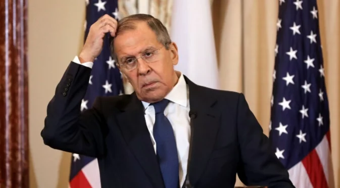 Признаците, че Путин е вдигнал мерника на Лавров