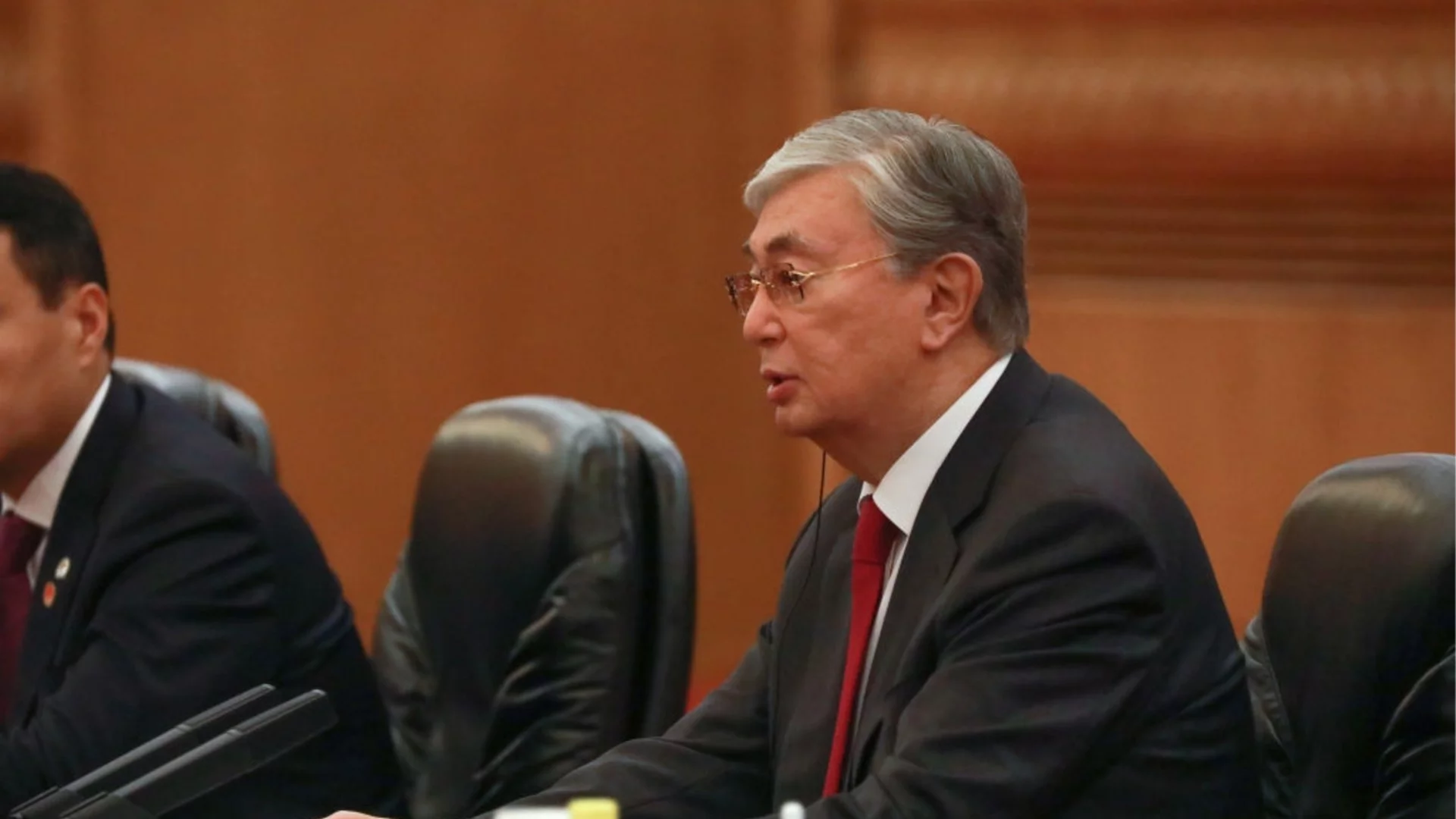 По пътя на Путинова Русия: Казахстан с първа стъпка за забрана на "ЛГБТ пропагандата"