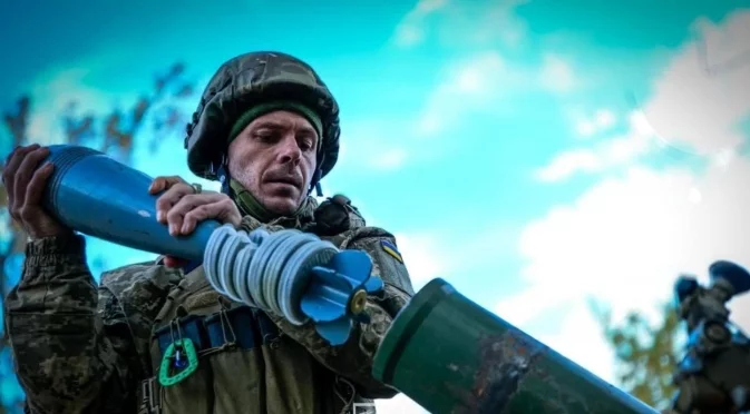 Ранени и бити украински войници бягат: Руски "дийп фейк" лови маймуни с трици (ВИДЕО)